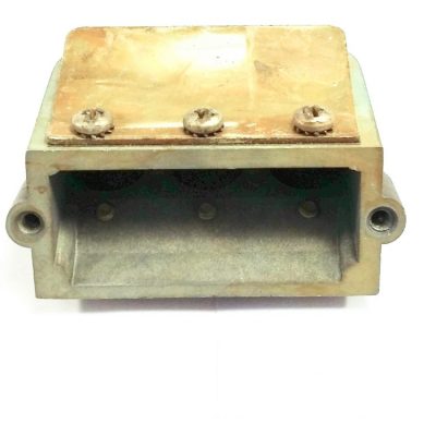 JOHNSON-EVINRUDE 60HP-75HP LEAF PLATE 0389731, 0389553